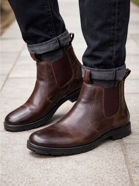 WindRiver Men's Back Forty Leather Chelsea Boots - Like New